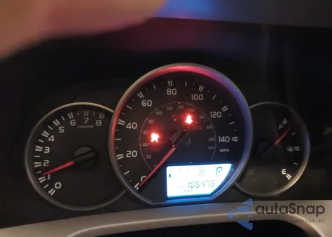 2016 Toyota Rav4 Le z USA, uszkodzony, nr VIN 2T3BFREV9GW414416